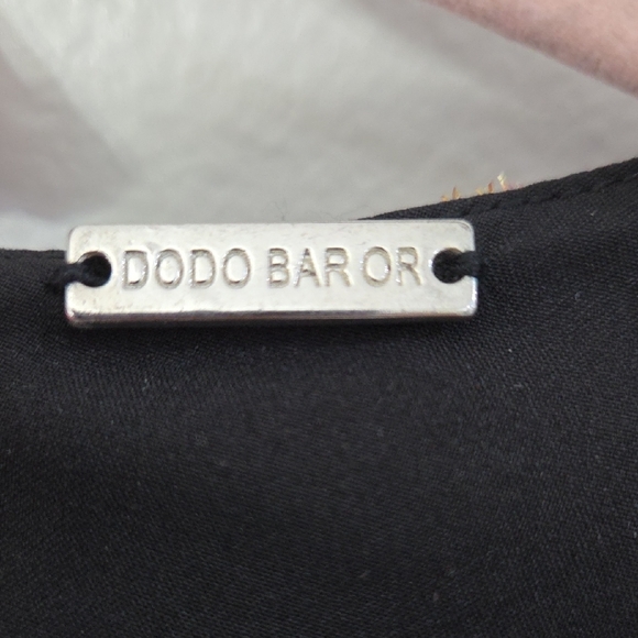 Dodo Bar Or Black Floral Sequin Blouse - Picture 2 of 9